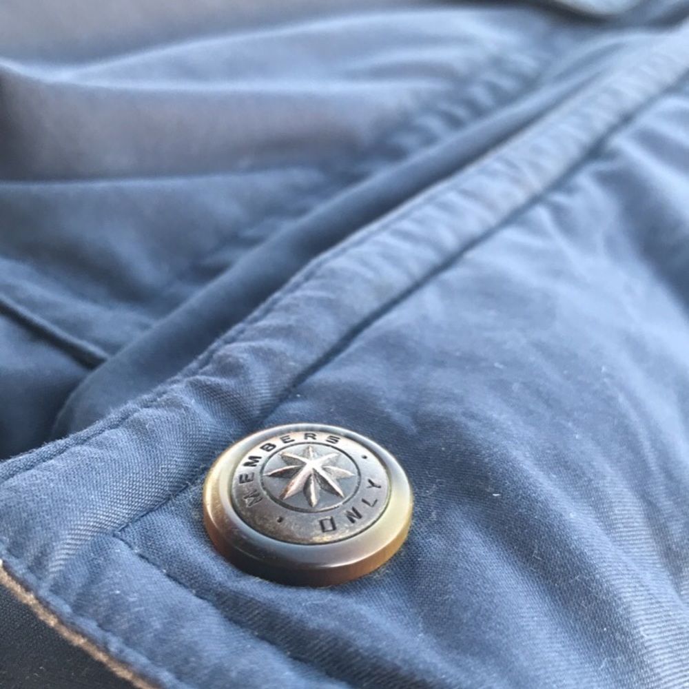 Jacket. - Picture 2 of 4